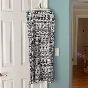 ❌SOLD❌American Eagle Flowy Maxi Skirt